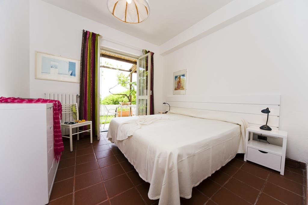 Appartamenti Le Pleiadi - Succhivo D'Ischia Sant'Angelo  Номер фото